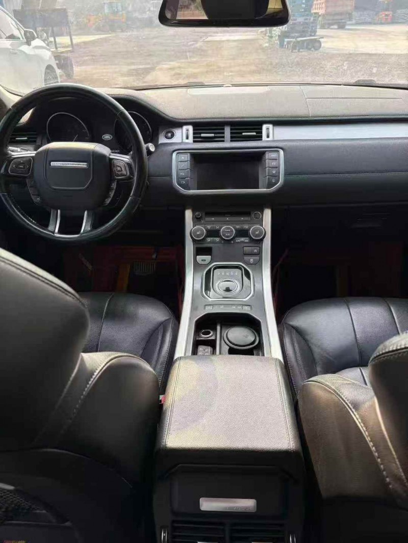 襄阳16年路虎极光8