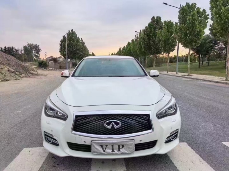 郑州17年英菲尼迪Q50L1