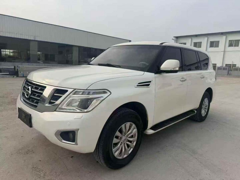 襄阳18年日产途乐5