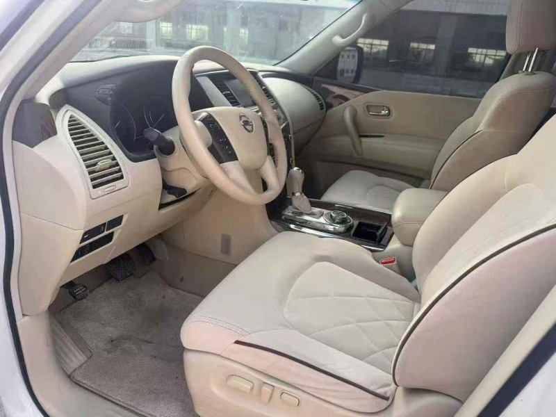 襄阳18年日产途乐6