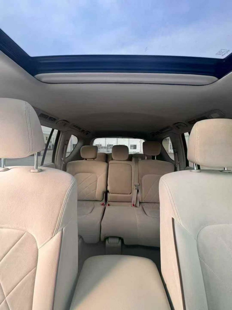 襄阳18年日产途乐7