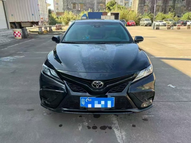 南宁23年丰田凯美瑞1