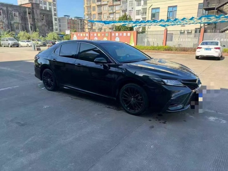 南宁23年丰田凯美瑞2