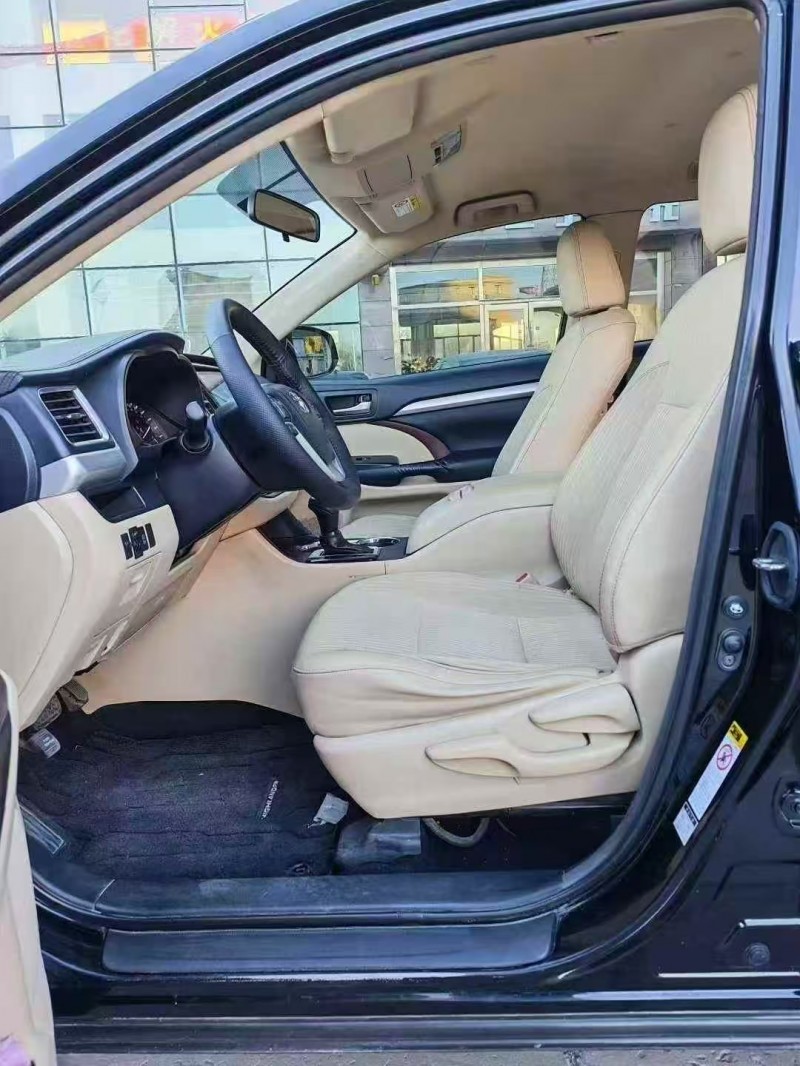 包头16年丰田汉兰达6