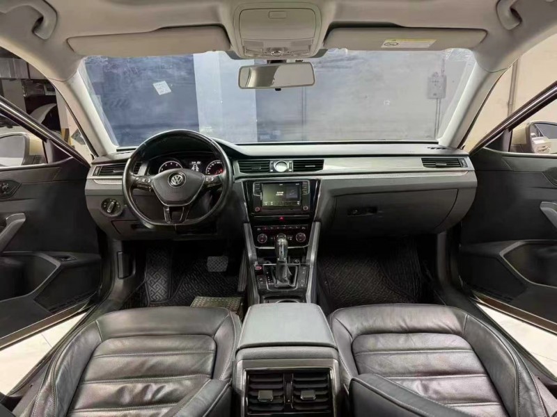 成都18年大众帕萨特5