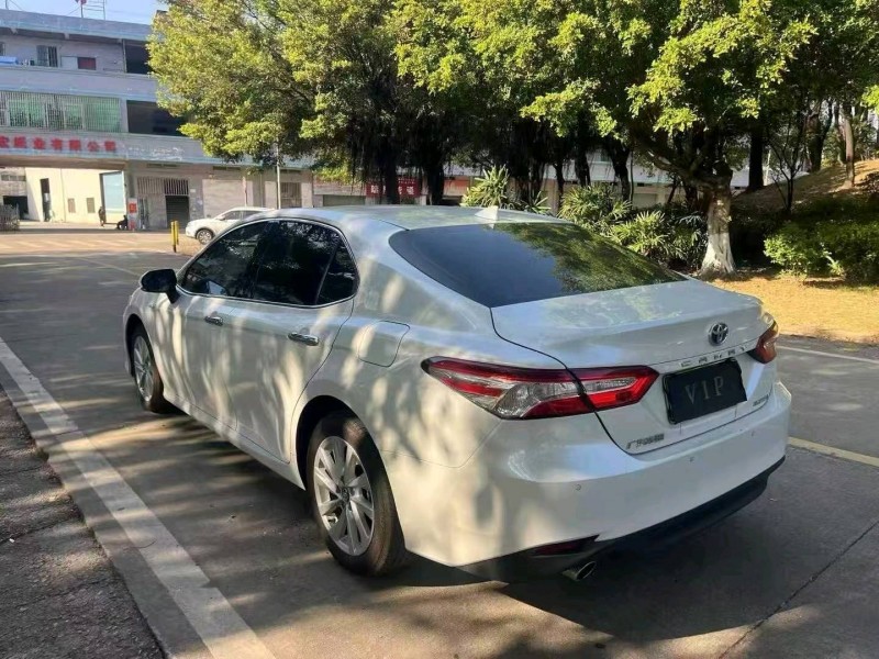 广州24年丰田凯美瑞5