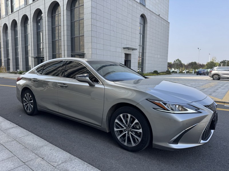 盐城24年雷克萨斯ES2