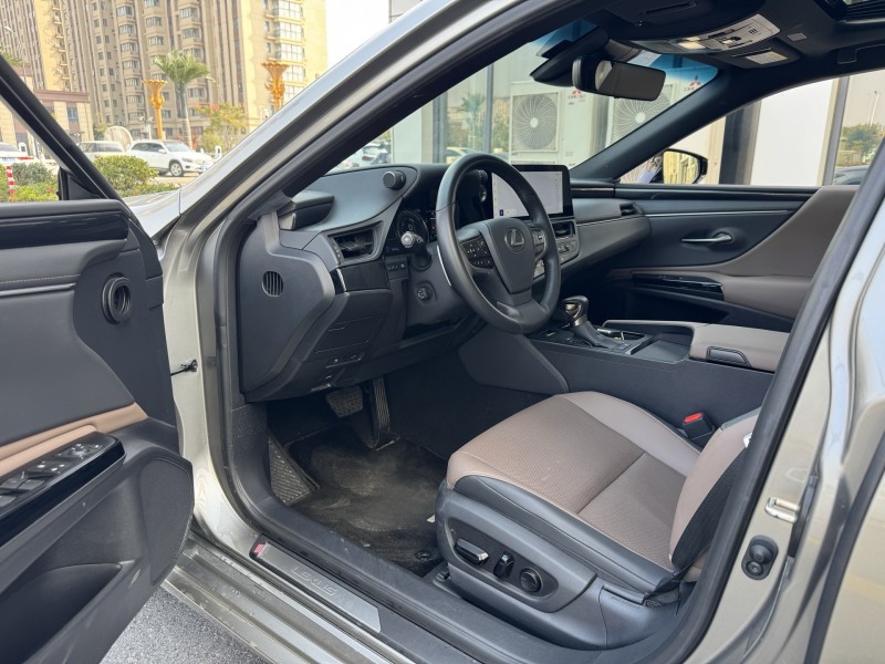 盐城24年雷克萨斯ES6