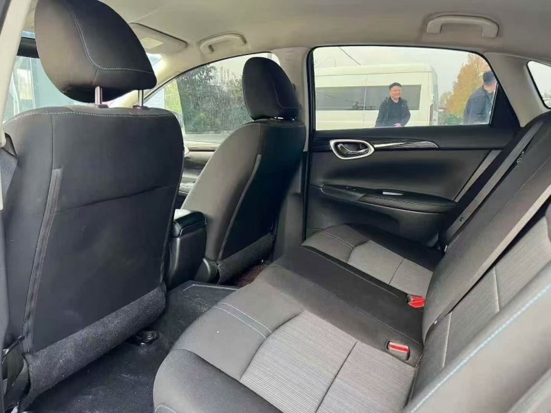 菏泽21年日产轩逸5