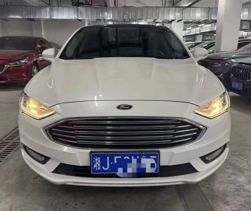 成都17年福特蒙迪欧1