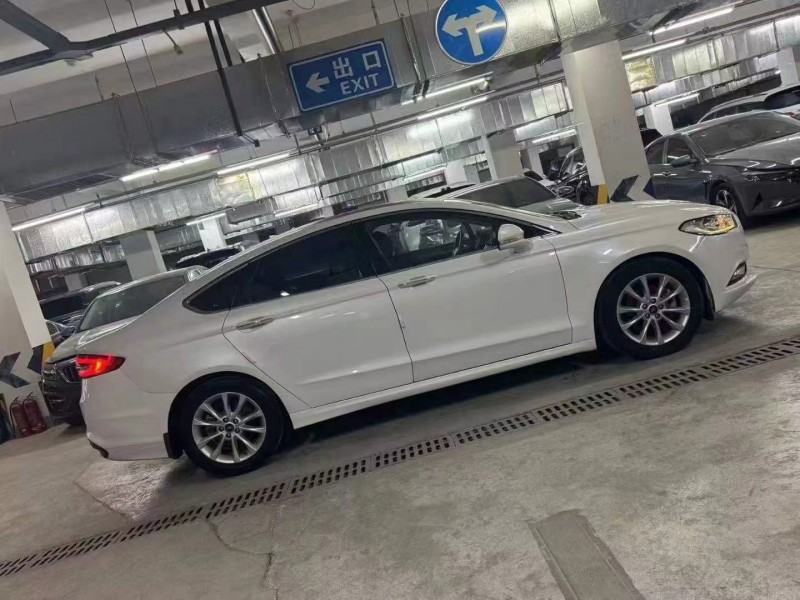 成都17年福特蒙迪欧3