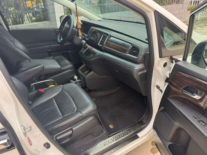 平顶山16年本田艾力绅5