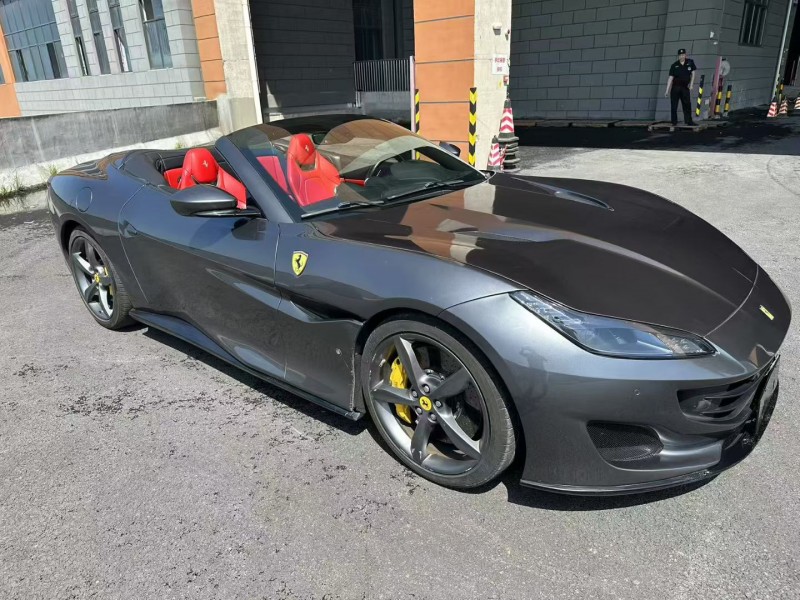 苏州19年法拉利Portofino2