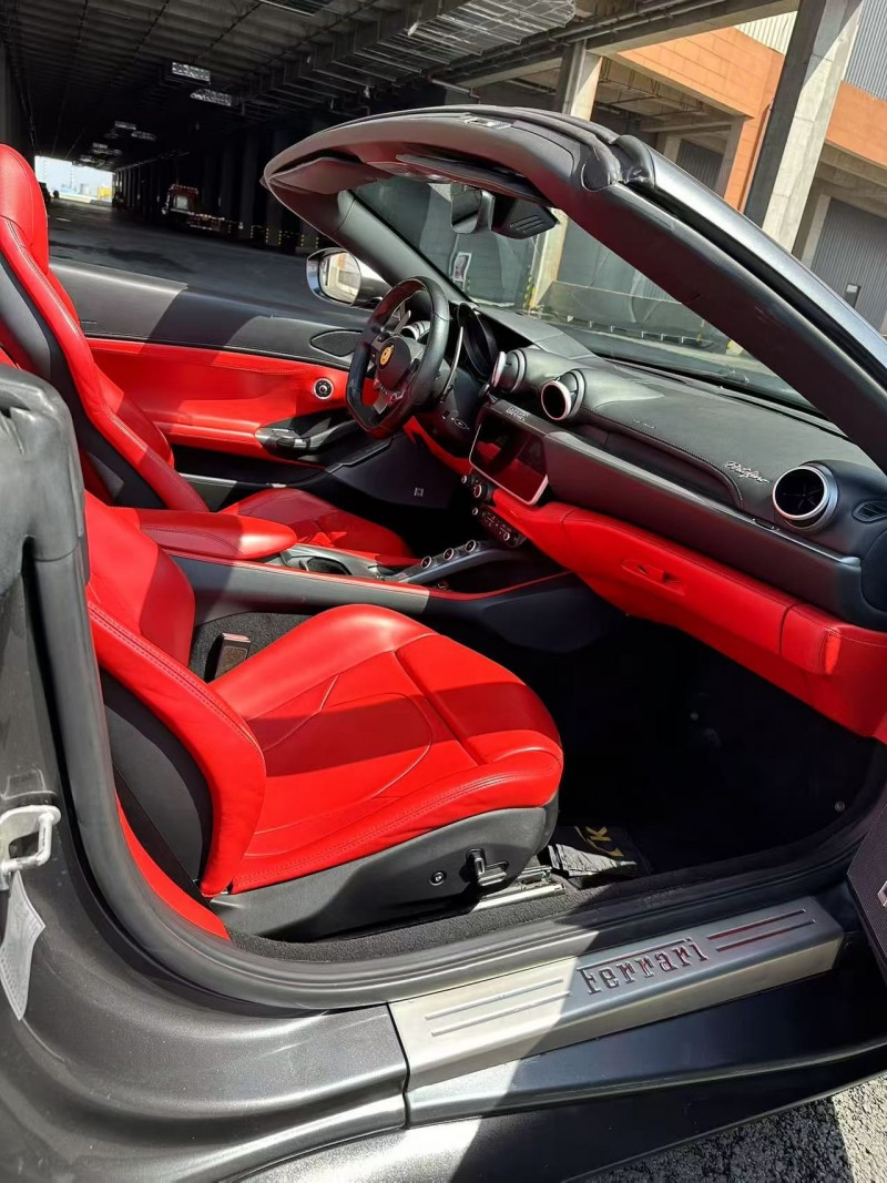苏州19年法拉利Portofino3