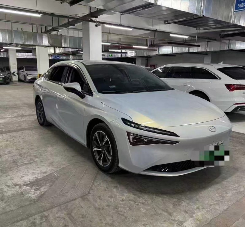 成都24年传祺埃安S5