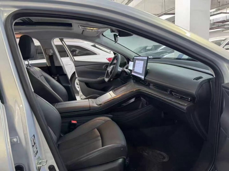 成都24年传祺埃安S6