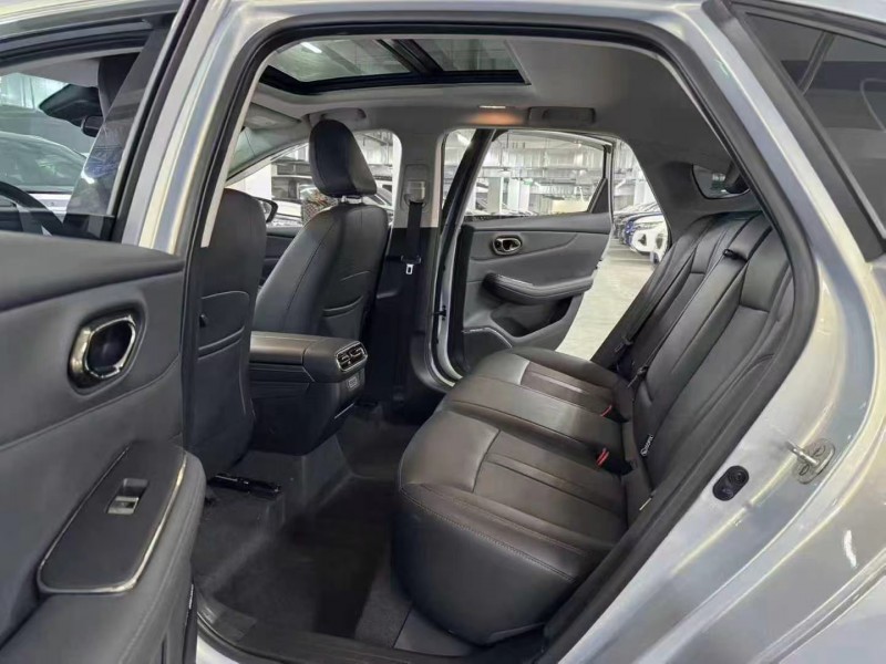 成都24年传祺埃安S7