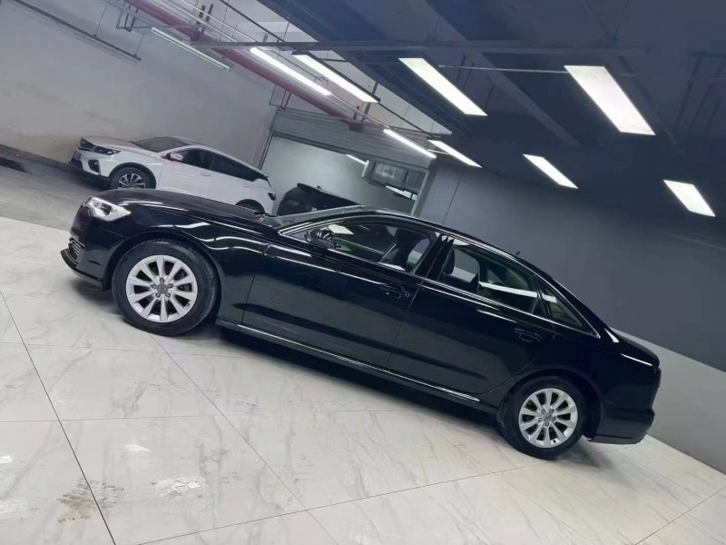 成都19年奥迪A6L3