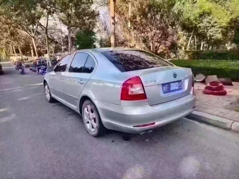 菏泽12年斯柯达明锐7