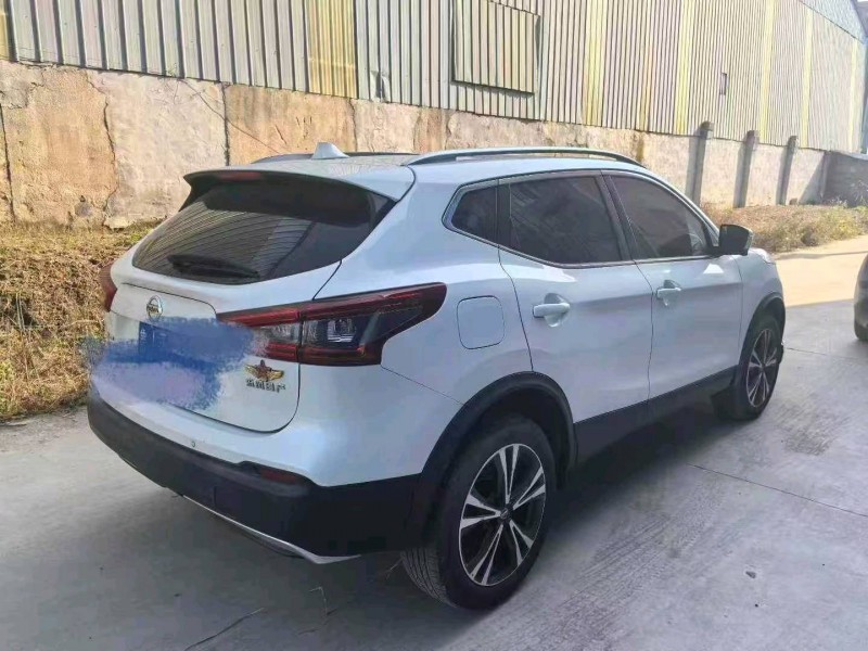 临沂21年日产逍客7