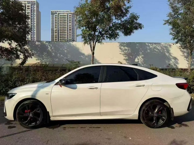 鄂州22年别克威朗4