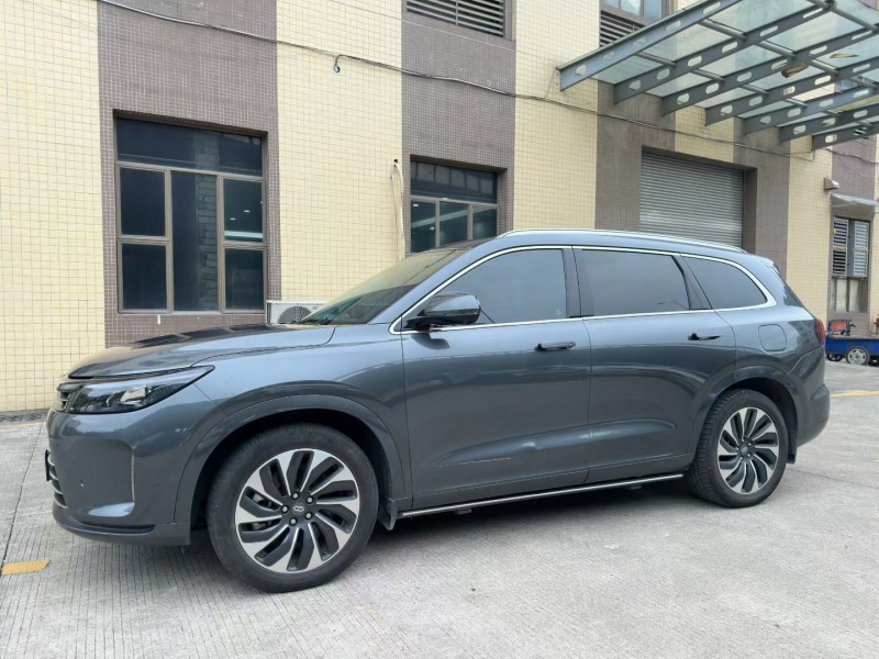 广州22年华为智选问界2