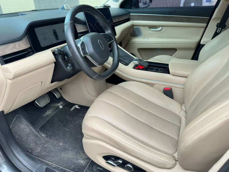 广州22年华为智选问界4