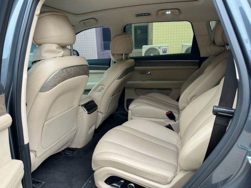 广州22年华为智选问界5