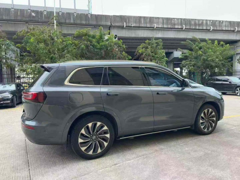 广州22年华为智选问界8