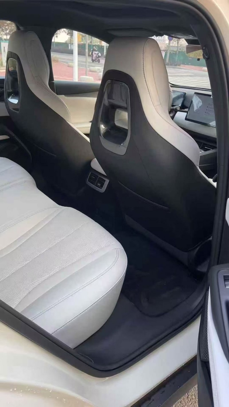 青岛25年比亚迪海豹4