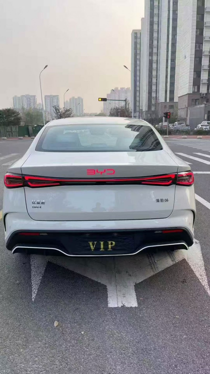 青岛25年比亚迪海豹9