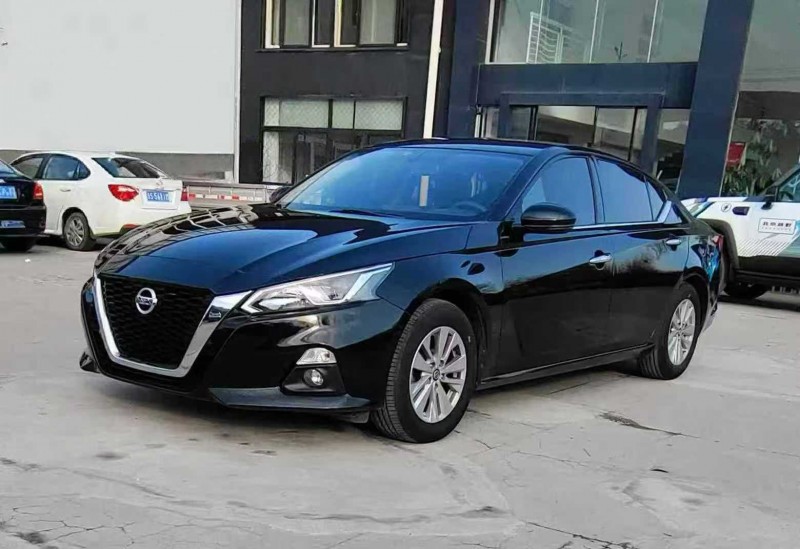 菏泽21年日产天籁2