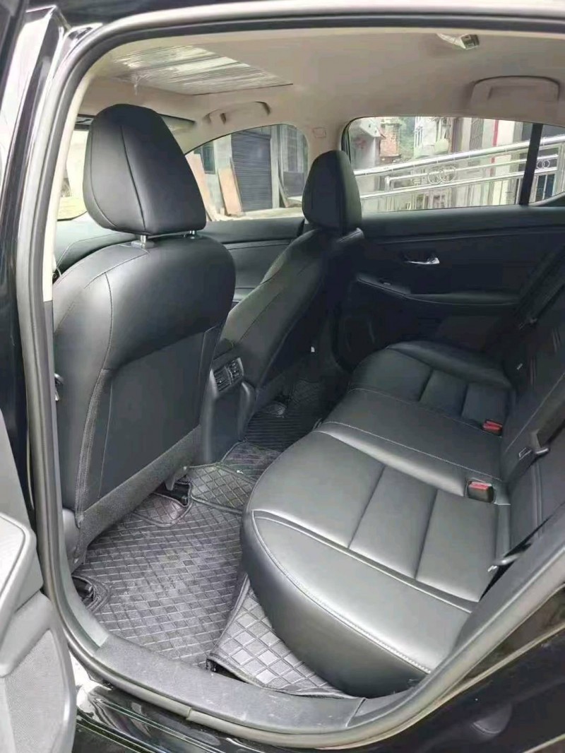 金华25年日产轩逸6