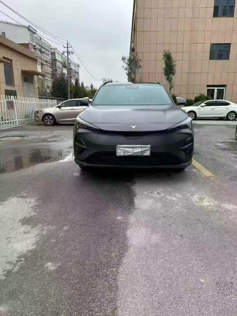 济宁25年极狐汽车阿尔法1