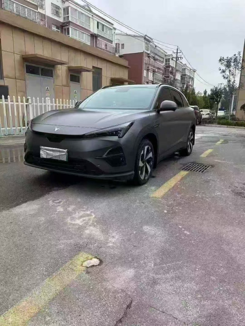 济宁25年极狐汽车阿尔法3