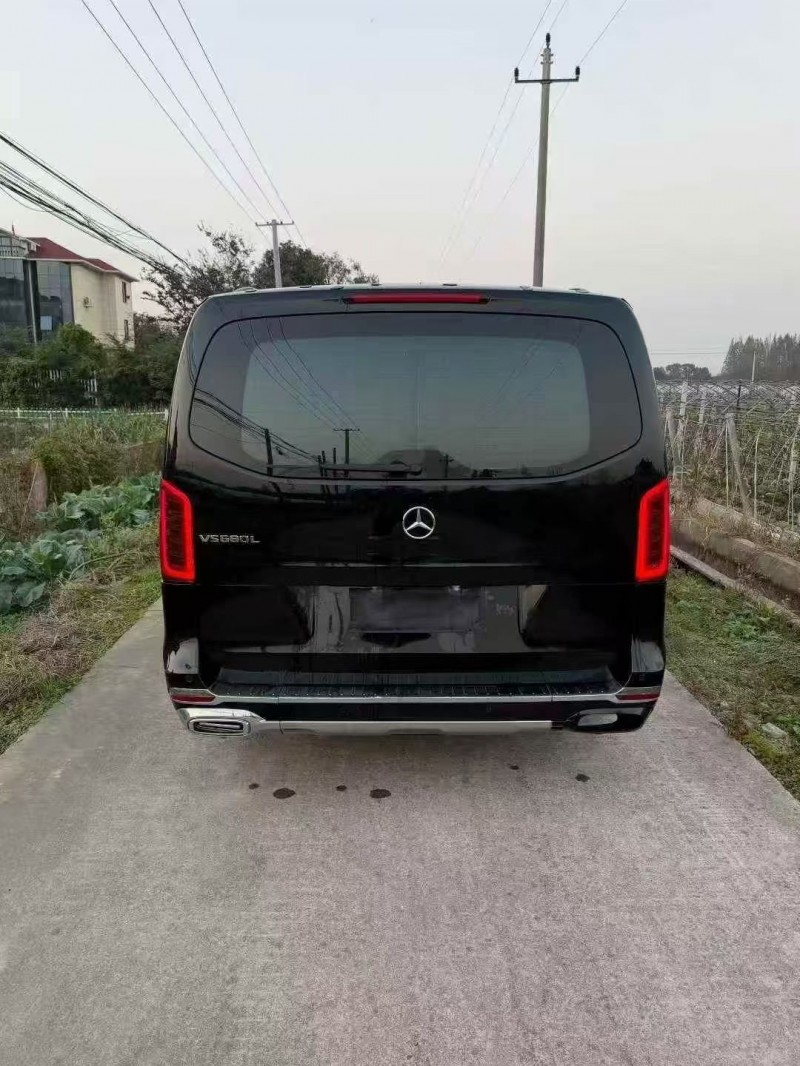 宁波23年奔驰威霆9