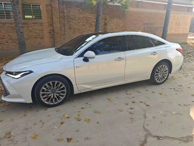 保定24年丰田亚洲龙3