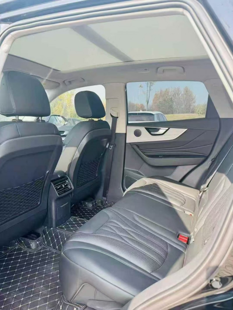 聊城25年红旗HS55