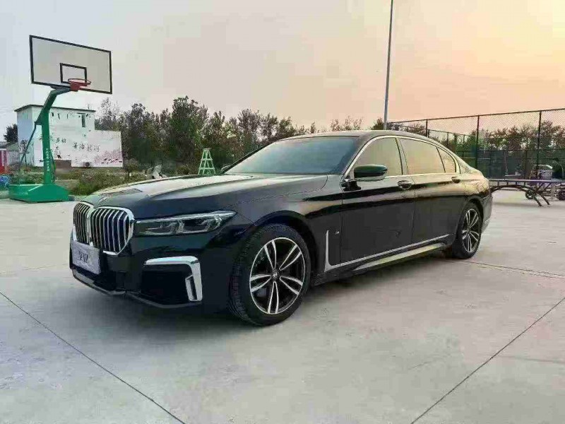 徐州21年宝马7系3