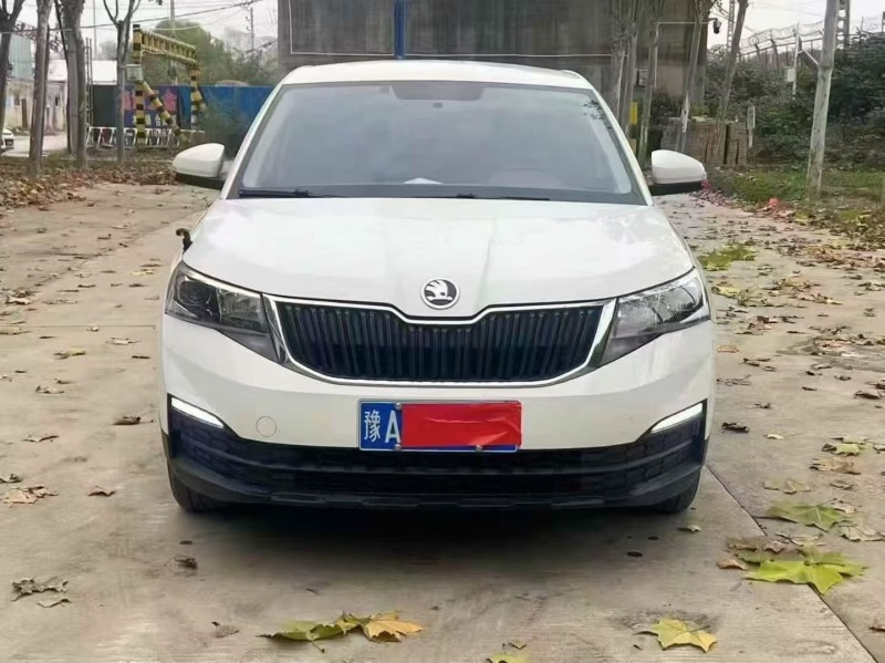 平顶山18年斯柯达柯米克1
