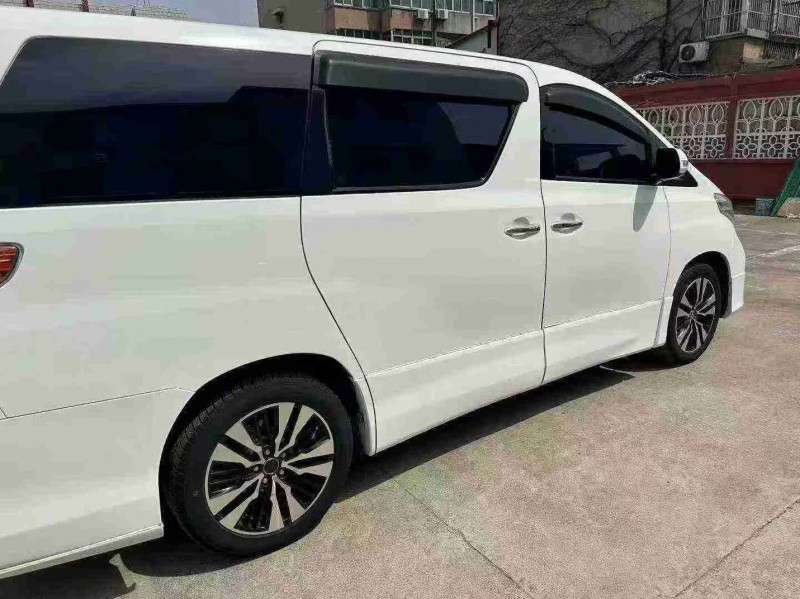 潍坊14年丰田埃尔法8