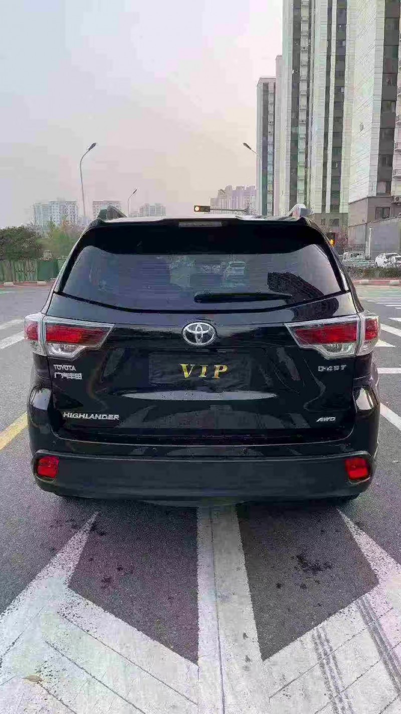 日照16年丰田汉兰达9