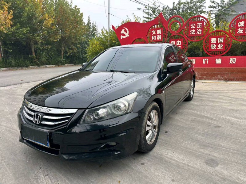 泰安12年本田雅阁3