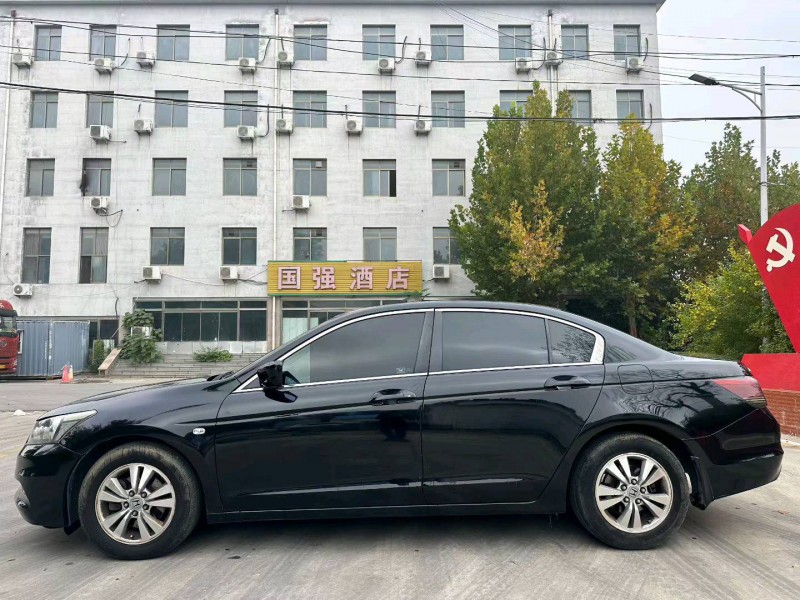 泰安12年本田雅阁6