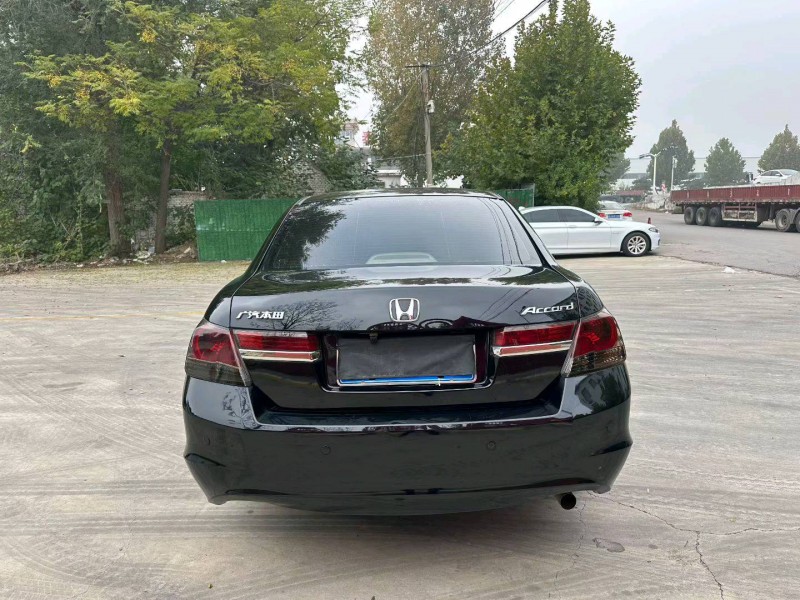 泰安12年本田雅阁7