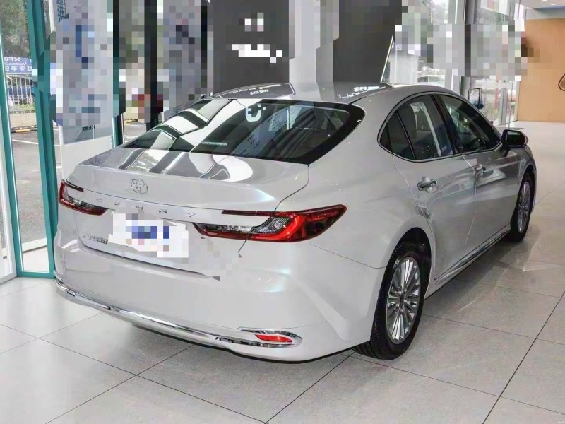 聊城25年丰田凯美瑞8