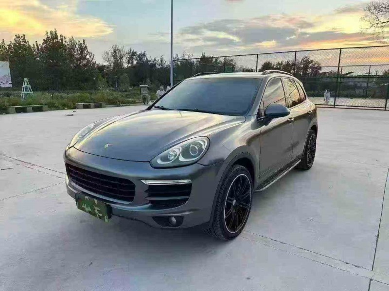 徐州16年保时捷卡宴2