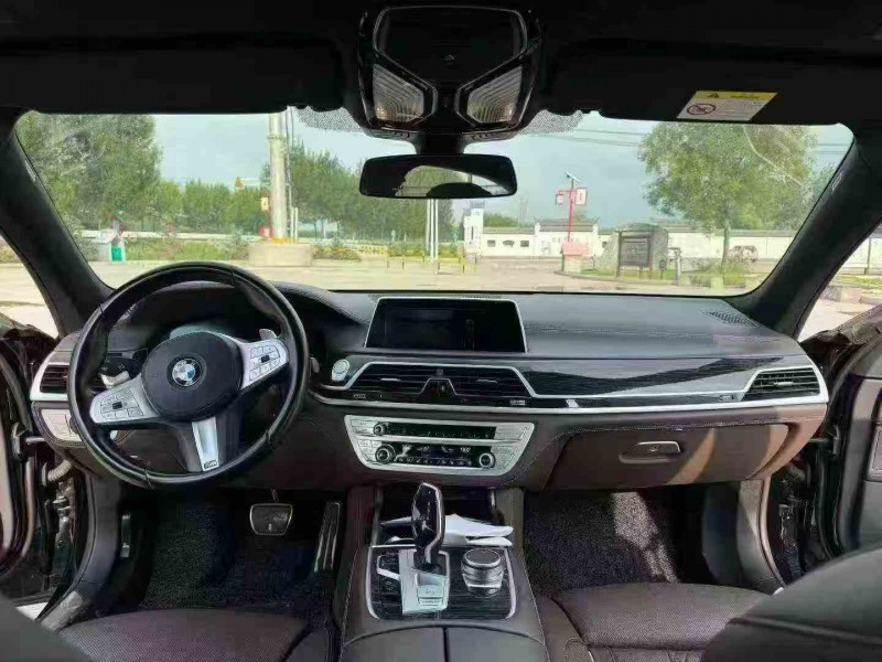 徐州21年宝马7系4