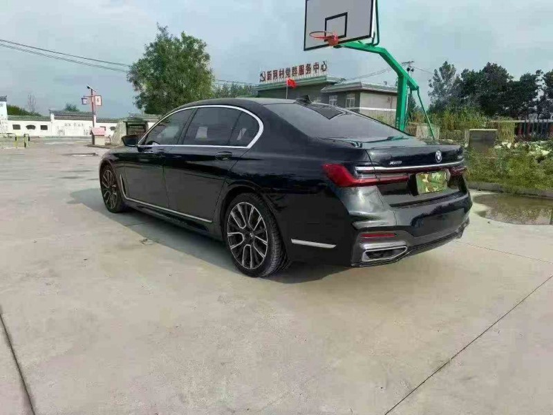 徐州21年宝马7系8