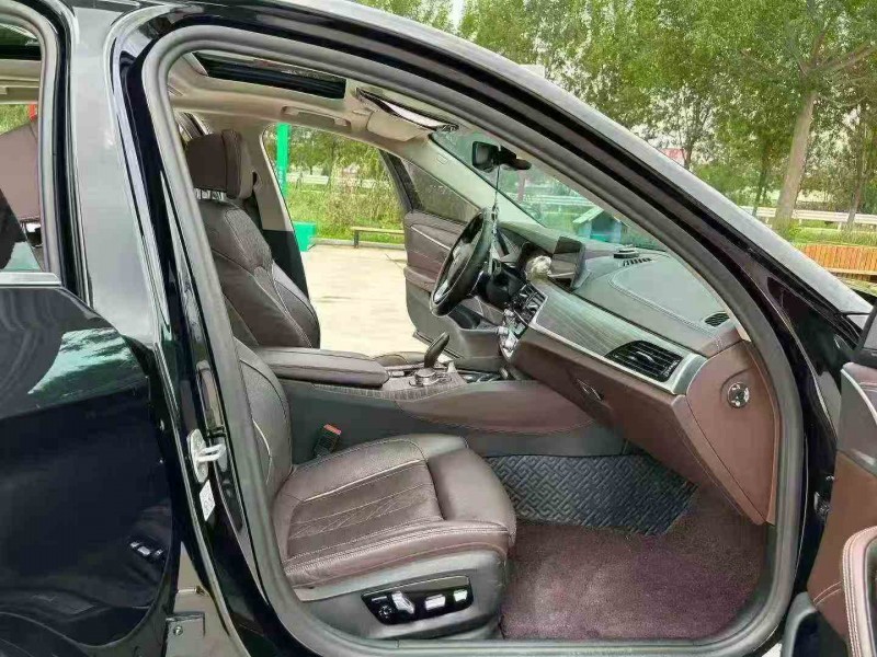 徐州20年宝马5系6